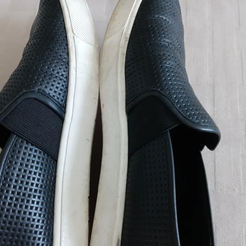 Vince Blair Slip On Sneakers